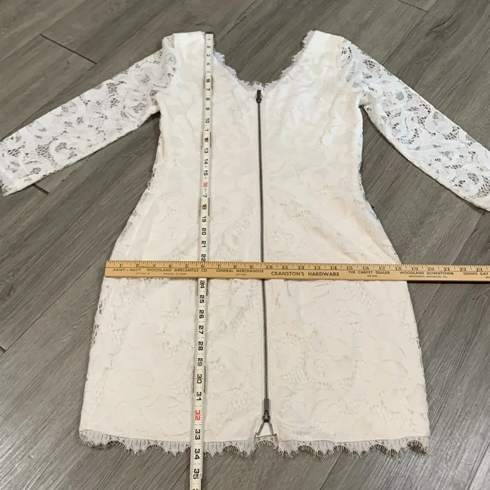'Diane Von Furstenberg Zarita' Lace White Sheath 3/4 Sleeve Dress size 4